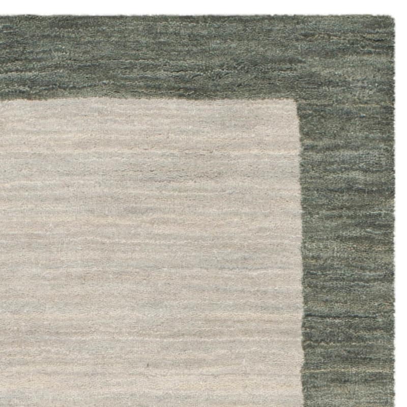 SAFAVIEH Handmade Himalaya Janessa Modern Wool Rug