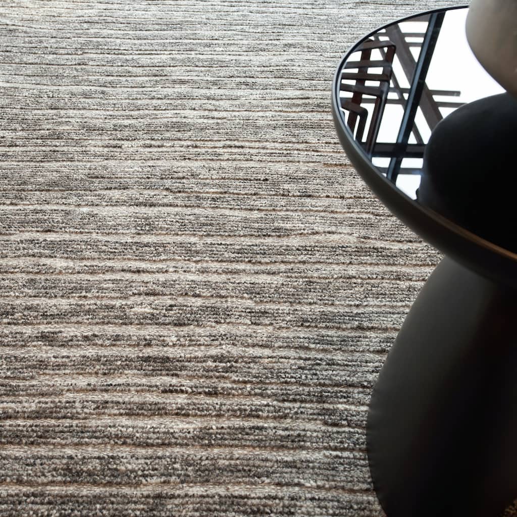 EXQUISITE RUGS Eaton Hand-knotted Wool/Bamboo Silk Grey/Ivory Area Rug.