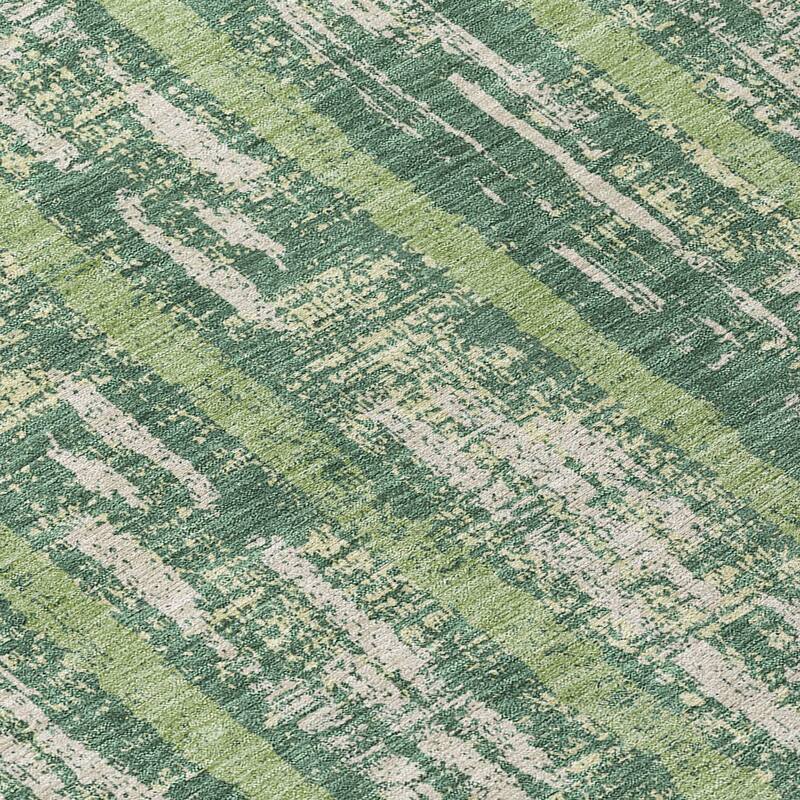 Machine Washable Indoor/ Outdoor Chantille Stripe Ombre Rug