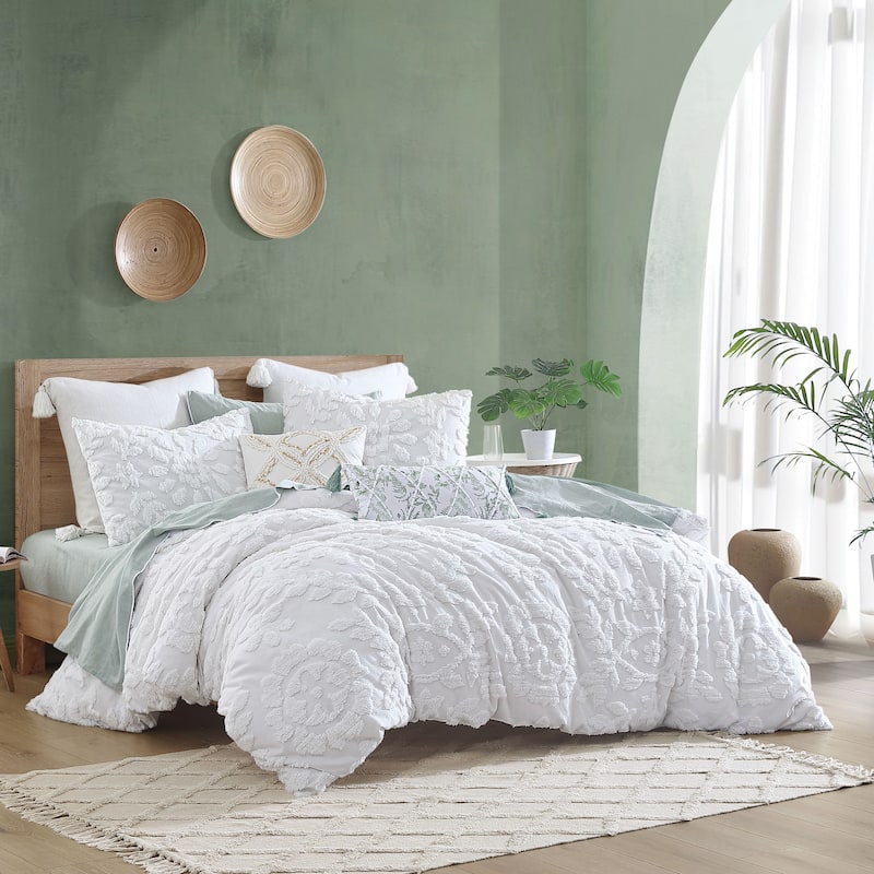 Peri Home Chenille Laurel Comforter Set