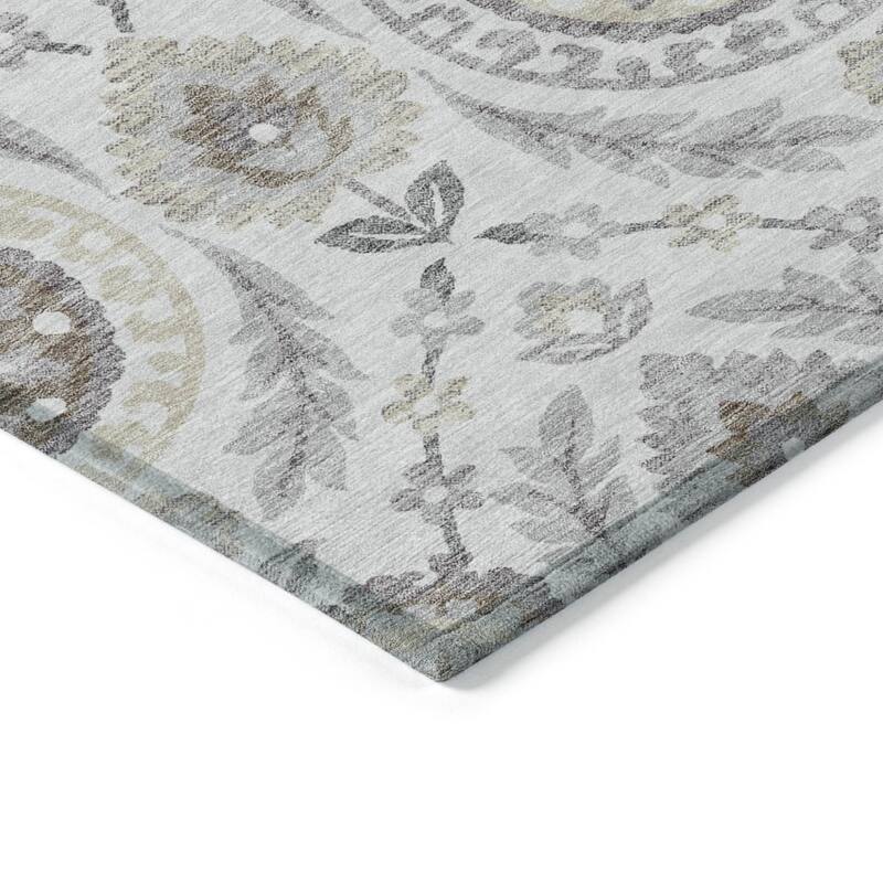 HomeRoots Floral Transitional Rectangle Outdoor Rug