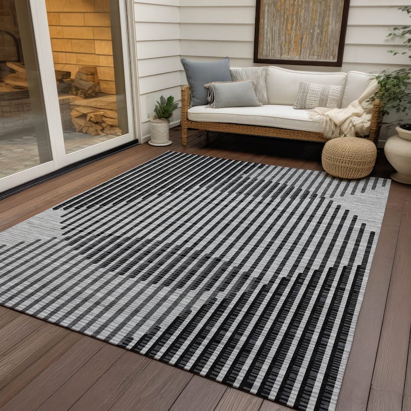 Machine Washable Indoor/ Outdoor Abstract Stripe Chantille Rug - Gray - 3' x 5'