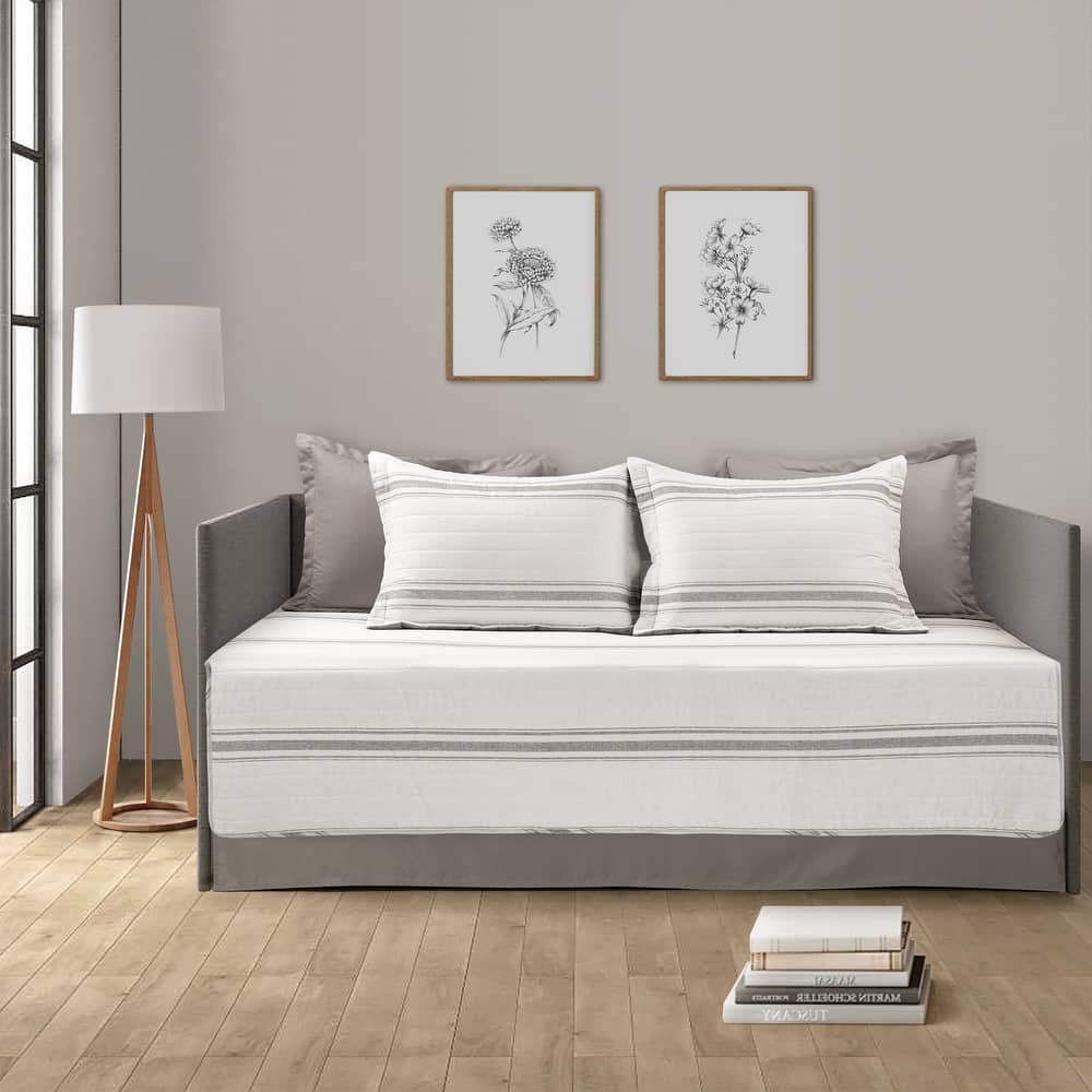 Lush Decor Farmhouse Stripe Quilted Cotton Daybed Cover