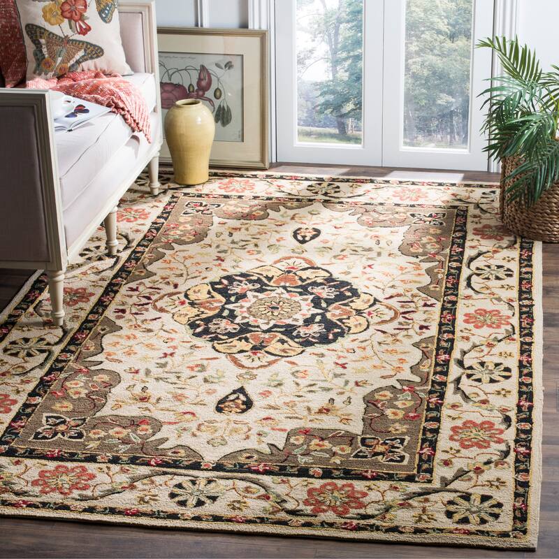 SAFAVIEH Handmade Easy Care Aretha Oriental Rug