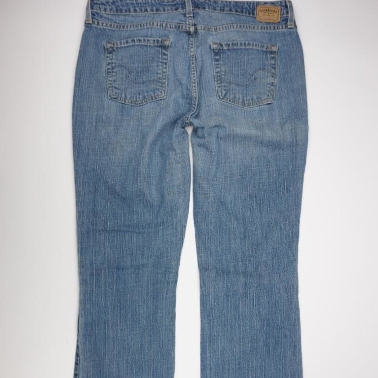 levi signature low rise bootcut jeans