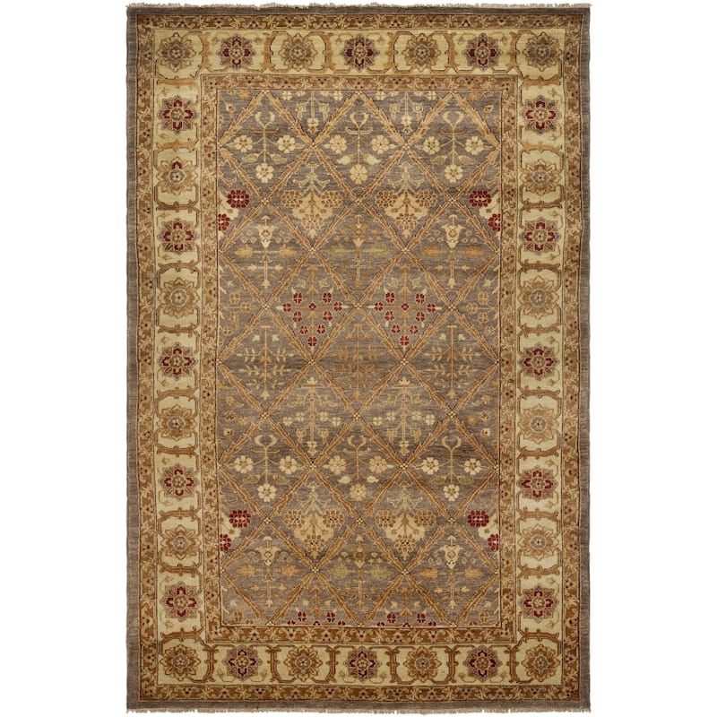 SAFAVIEH Couture Hand-knotted Samarkand Clorinda Traditional Oriental Wool Rug - 6' x 9' - Light Green/Ivory