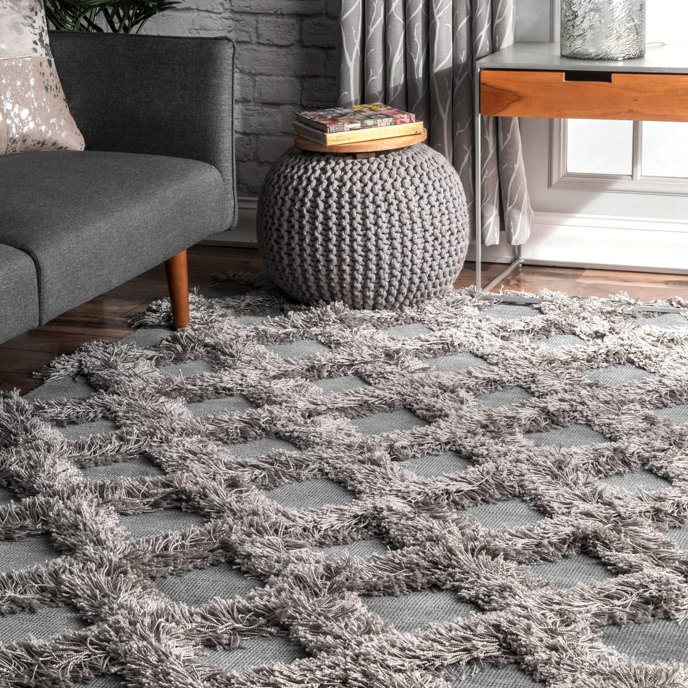 Nuloom Francene Diamond Trellis Shag Area Rug