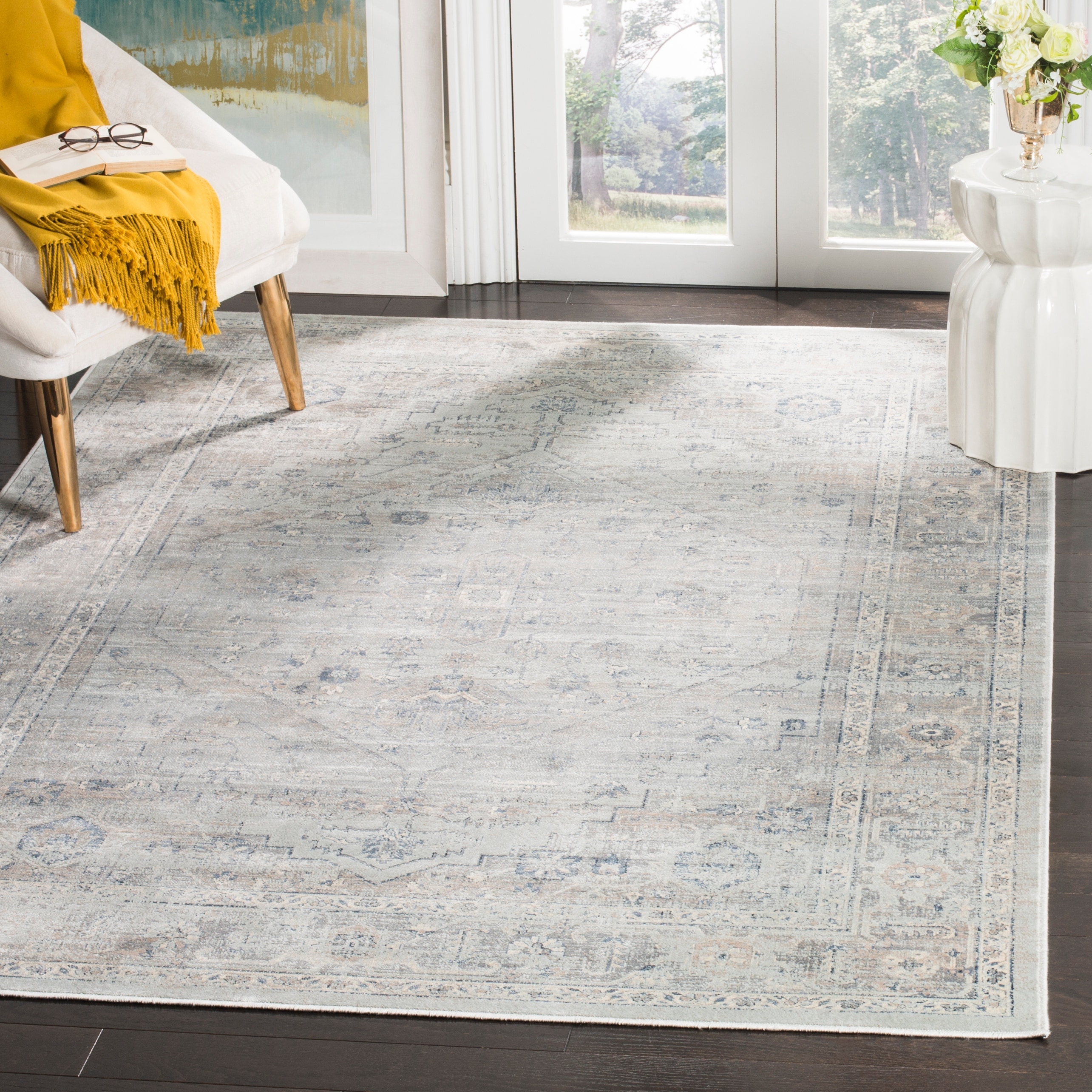 SAFAVIEH Vintage Roswita Distressed Boho Oriental Rug