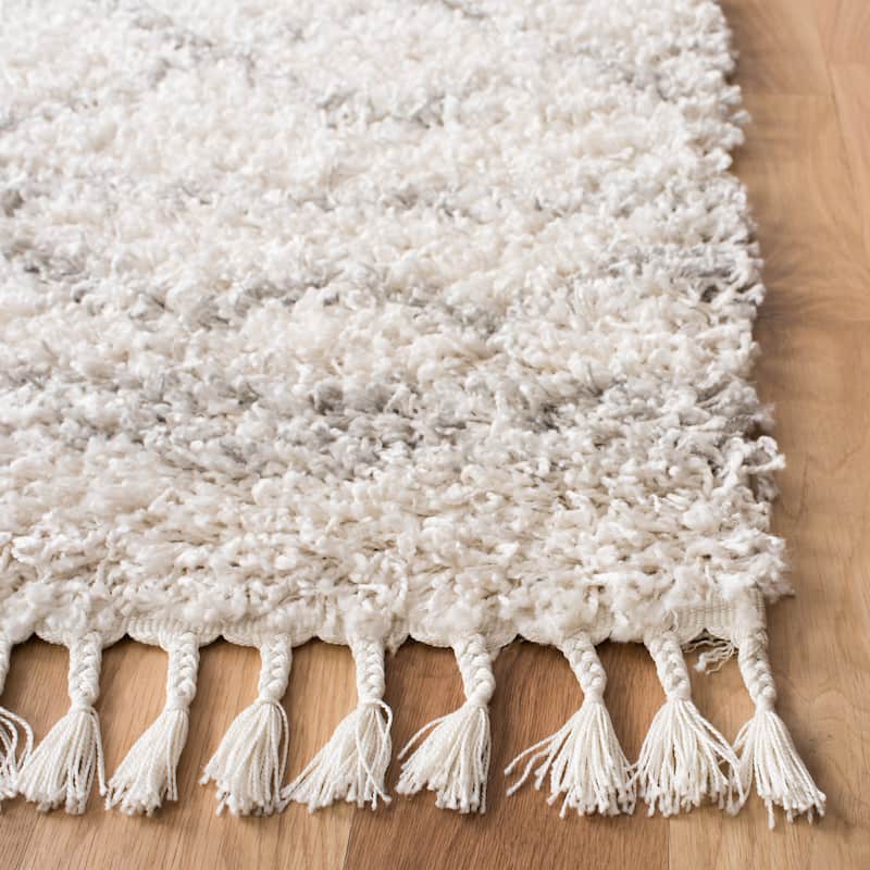 SAFAVIEH Pro Lux Shag Dottie Moroccan Tassel 2.4-inch Thick