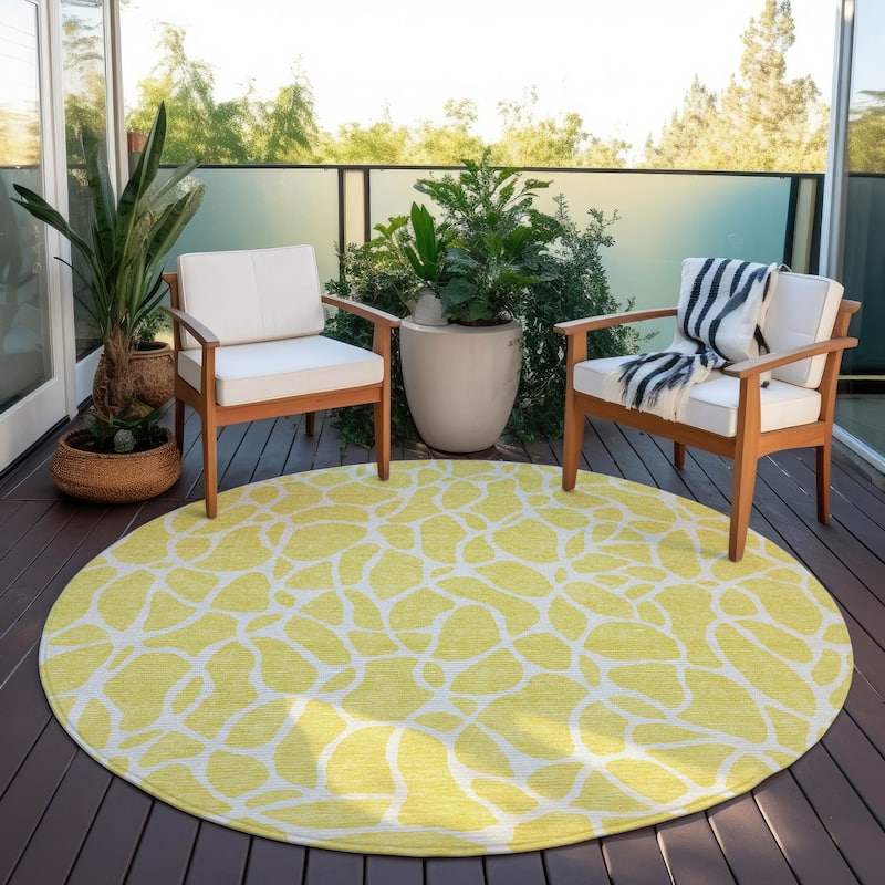 Machine Washable Indoor/ Outdoor Modern Chantille Rug - Yellow - 8' x 8'