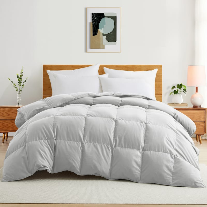 All-Season Medium Warmth White Goose Down Comforter with Premium Fabric