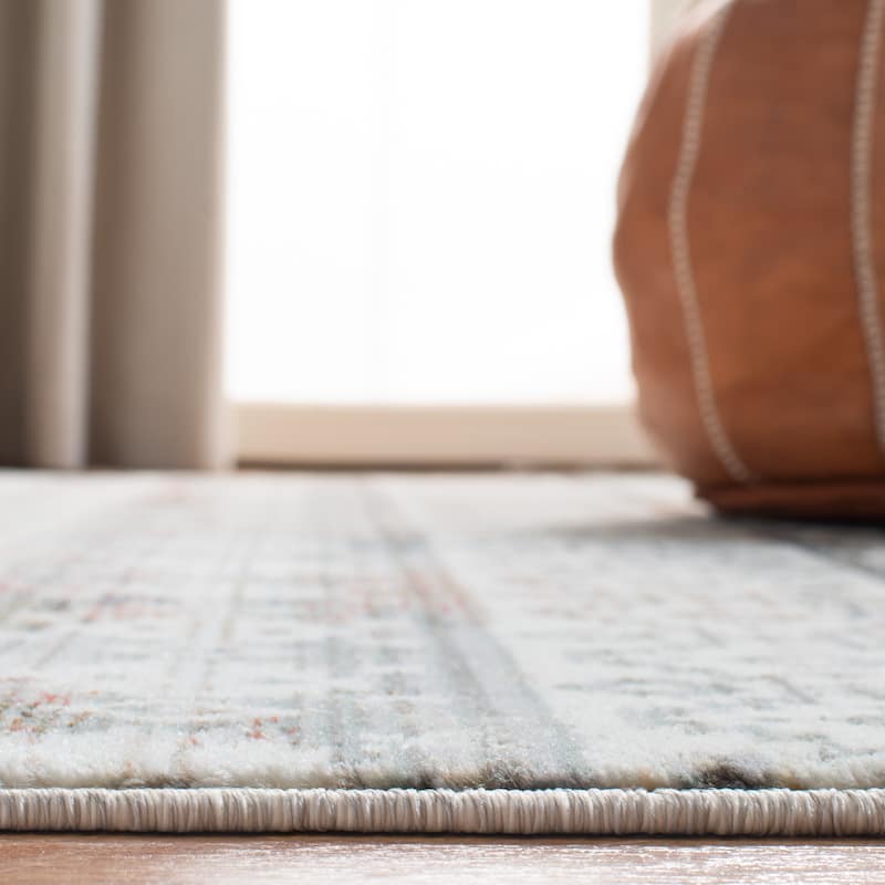 SAFAVIEH Herat Kellie Traditional Rug