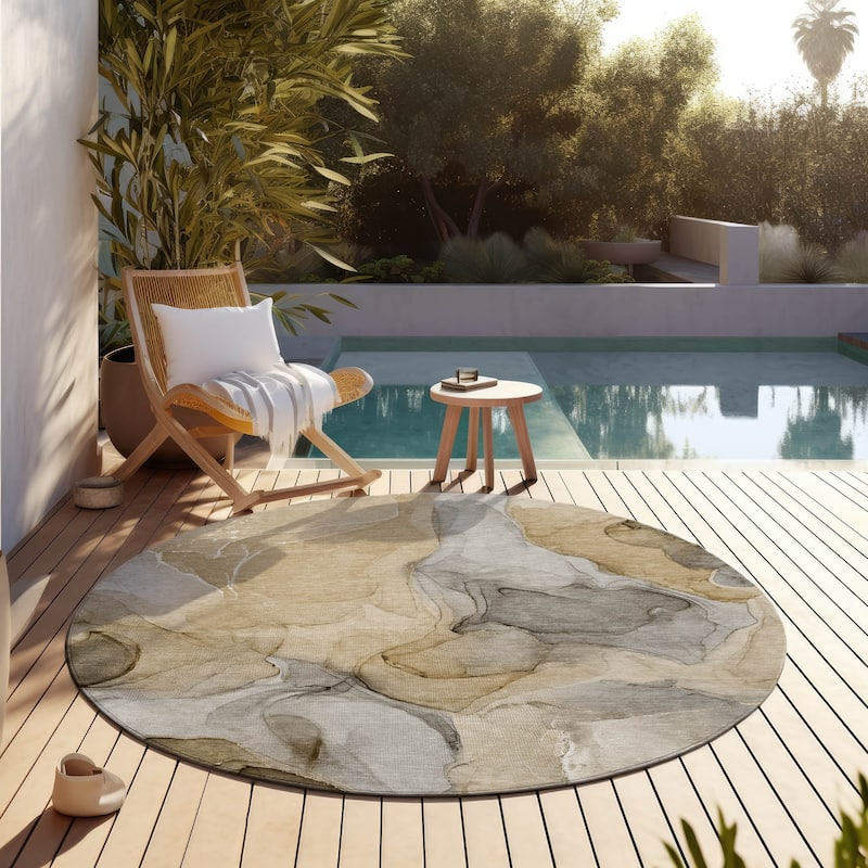 Machine Washable Indoor/ Outdoor Chantille Watercolor Brown Rug - Brown - 8' x 8'