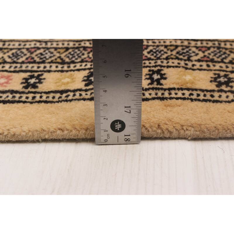 ECARPETGALLERY Hand-knotted Peshawar Bokhara Beige Wool Rug - 6'8 x 10'1