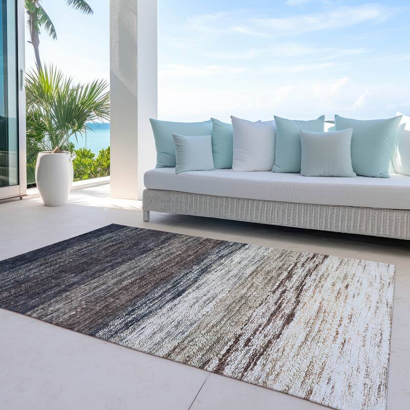 Machine Washable Indoor/ Outdoor Chantille Solid Ombre Rug - Beige - 2'6" x 3'10"