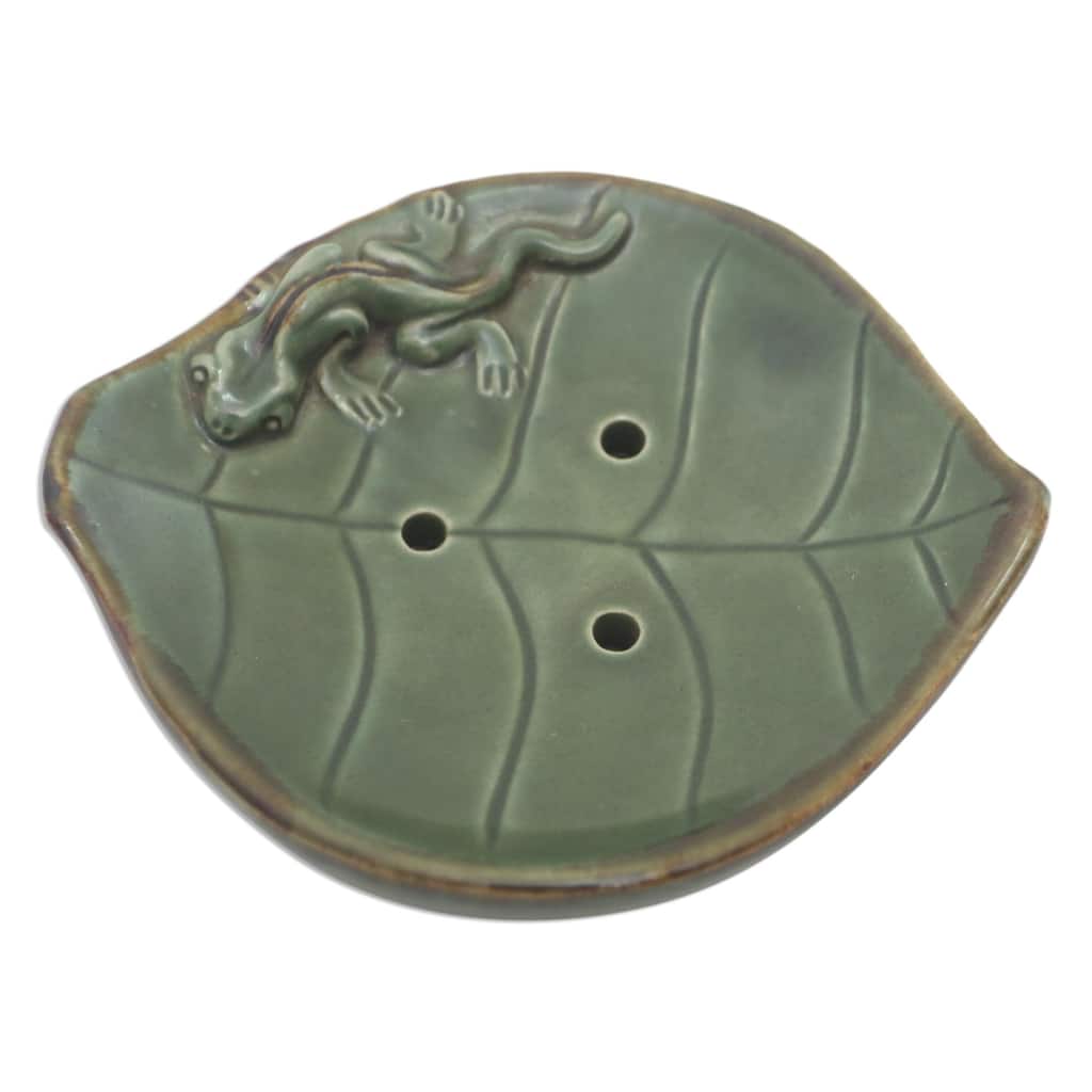 NOVICA Gecko Home, Ceramic soap dish - Green