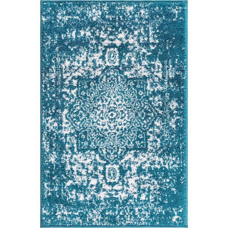 Traditional Brenda Collection Area Rug