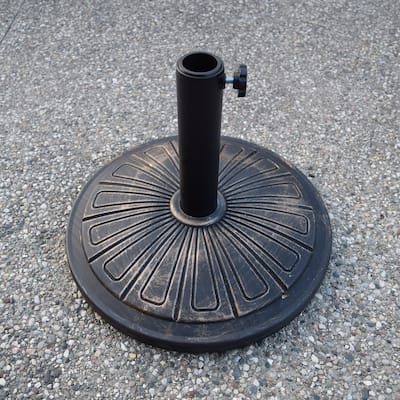 Cast Concrete 28 lb Umbrella Stand