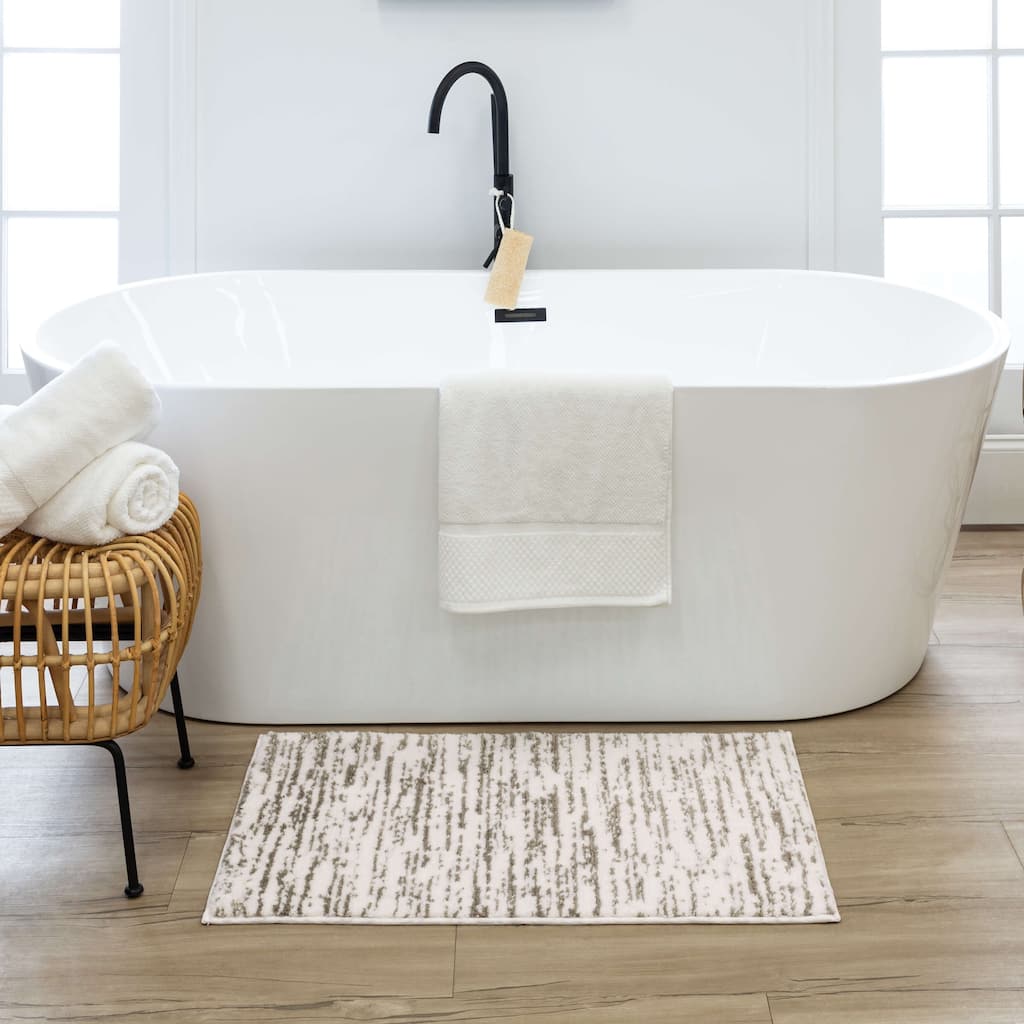 Mohawk Home Nimbus Machine Washable Bath Mat