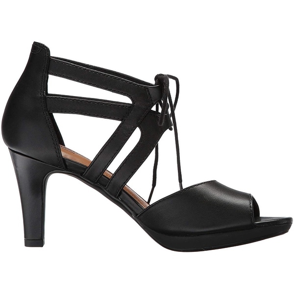 Clarks Womens Adriel Elaina Leather