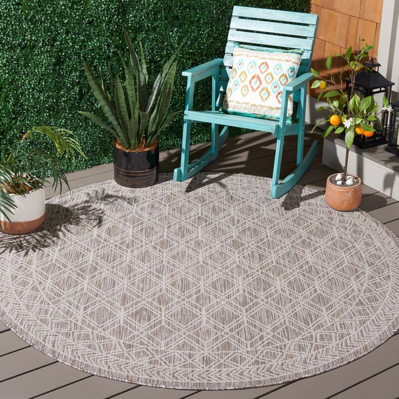 SAFAVIEH Courtyard Siggerdur Transitional Indoor/Outdoor Rug - 6'7" Round - Ivory/Beige Grey