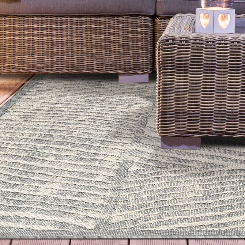 Superior Modern Geometric Abstract Indoor Outdoor Area Rug