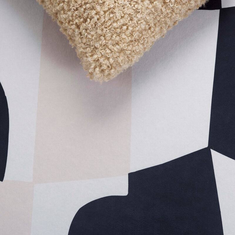 SAFAVIEH Malibu Peninah Machine Washable Slip Resistant Rug