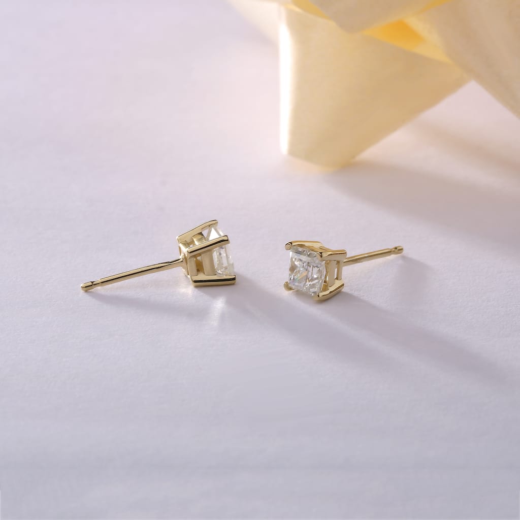 14k Yellow Gold 1/4ct TDW Diamond Solitaire Stud Earrings for Women