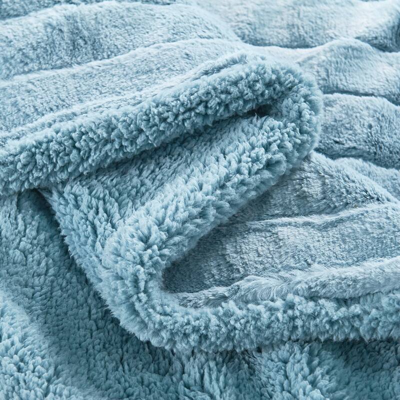 Oversized SuperMink Blanket with Sherpa Backing, 118" x 95"