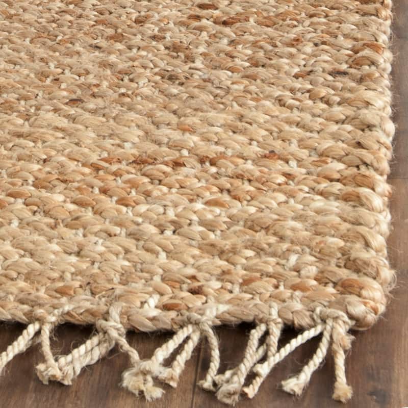 SAFAVIEH Handmade Natural Fiber Ritsuko Jute Rug with Fringe - Natural - 4' Round