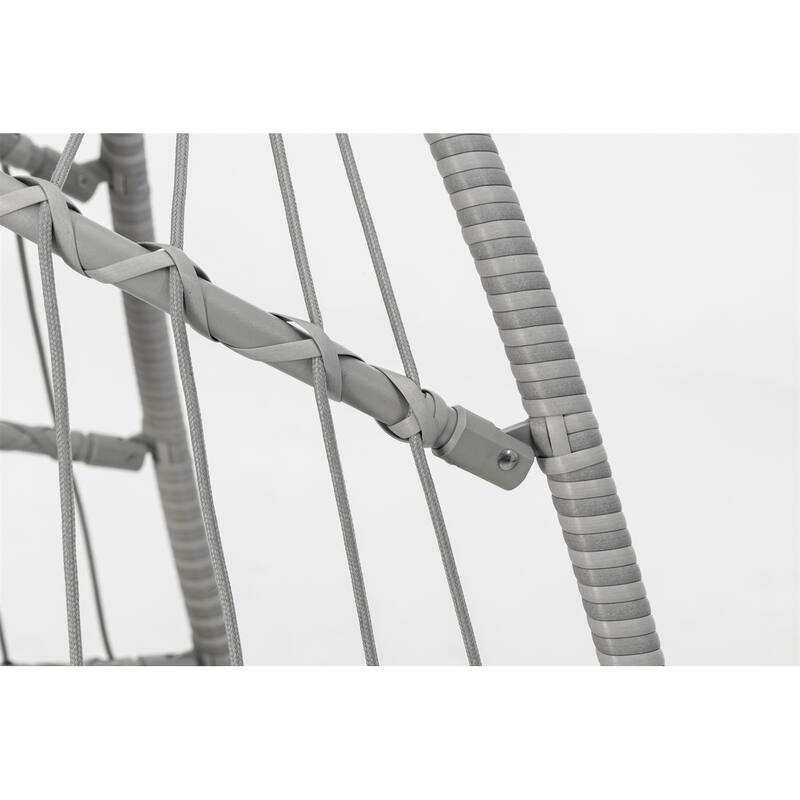 Outdoor hanging Egg Chair