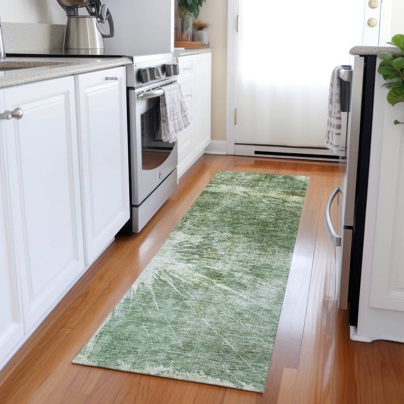 Machine Washable Indoor/ Outdoor Chantille Modern Tree Grain Rug - Fern - 2'3" x 7'6"