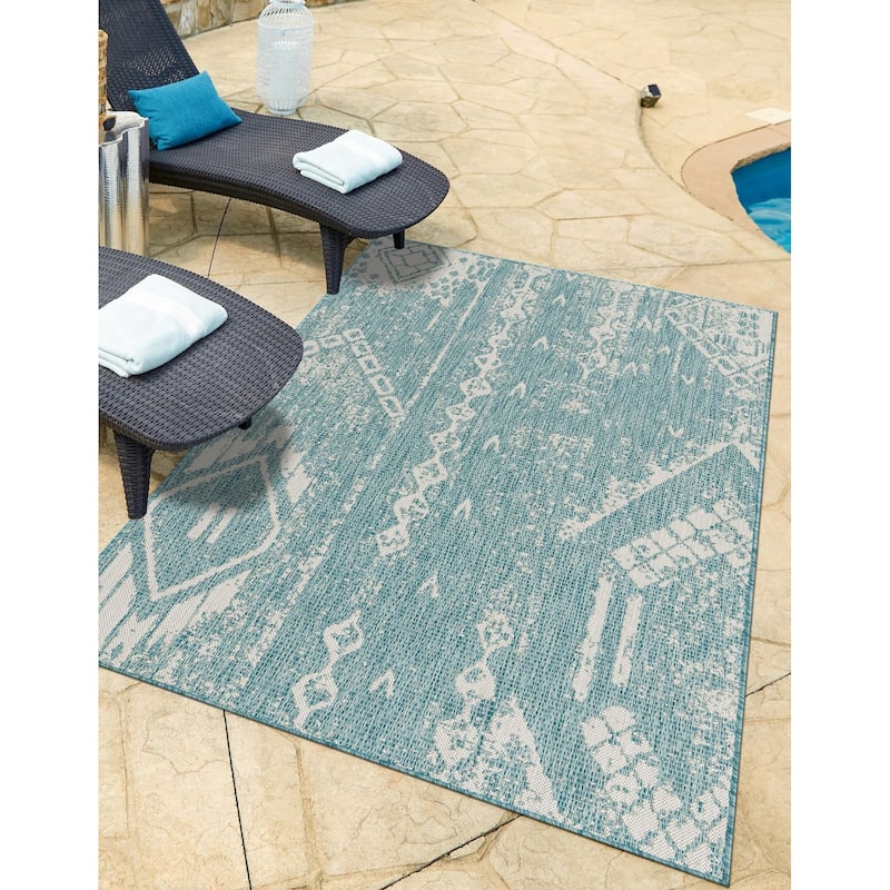 Outdoor Ogooplario Collection Area Rug - Light Aqua - 4'x6'