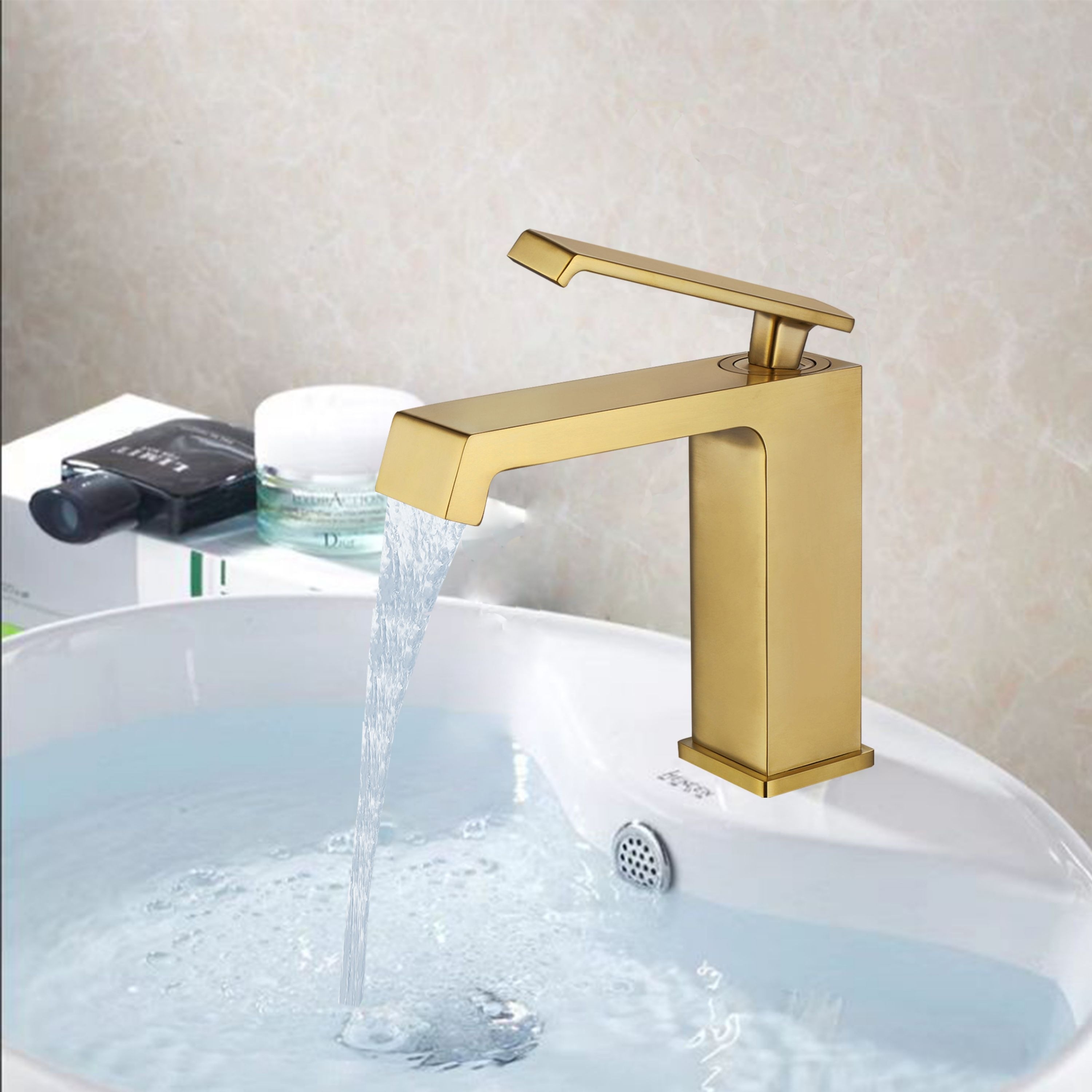 Luxury Single Hole Bathroom Faucet - On Sale - Bed Bath & Beyond - 31950313