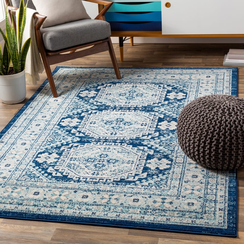Livabliss Afton Persian Medallion Rug