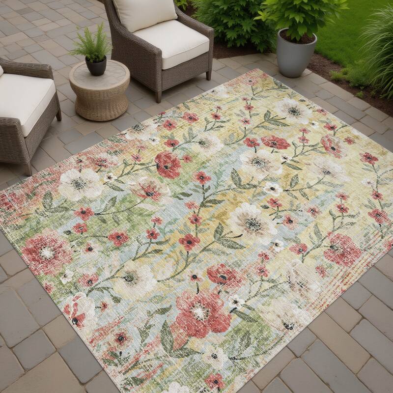 Machine Washable Indoor/ Outdoor Floral Joy Chantille Rug