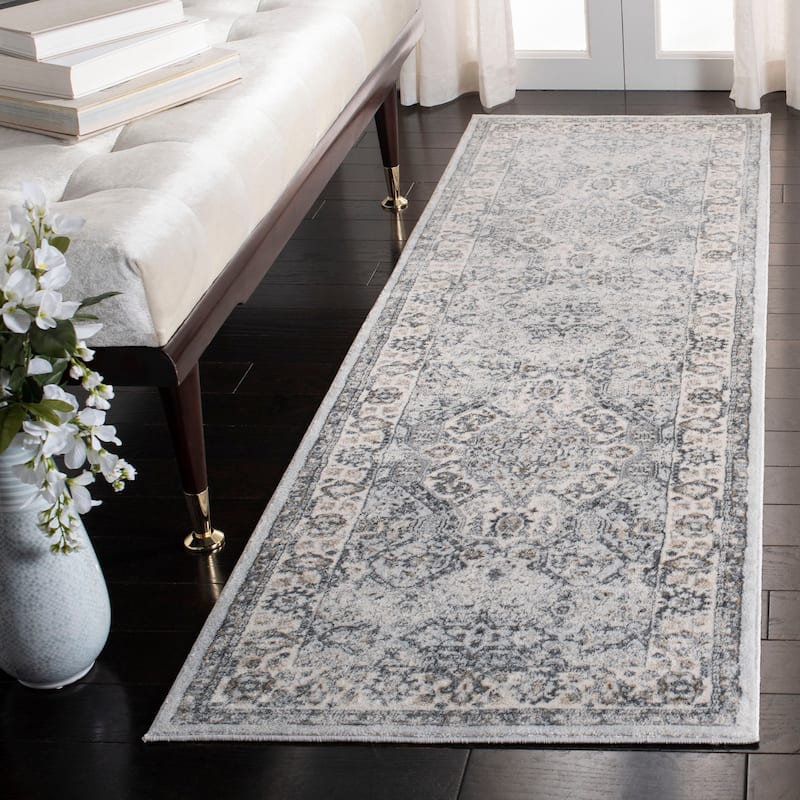 SAFAVIEH Isabella Minola Traditional Oriental Rug - 2'2" x  8' - Dark Grey/Cream - Runner