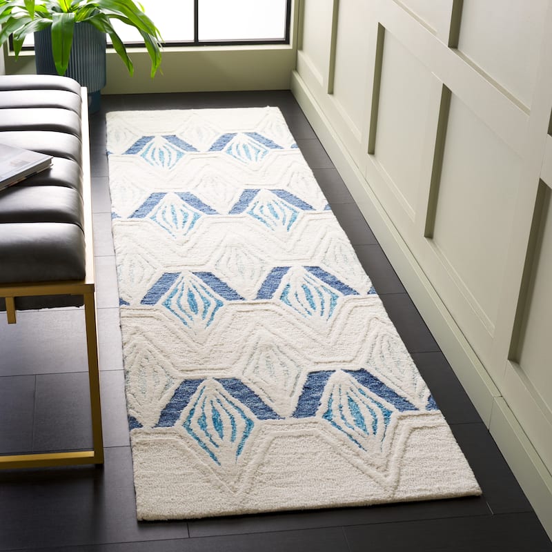 SAFAVIEH Handmade Metro Lizica French Country Wool Rug