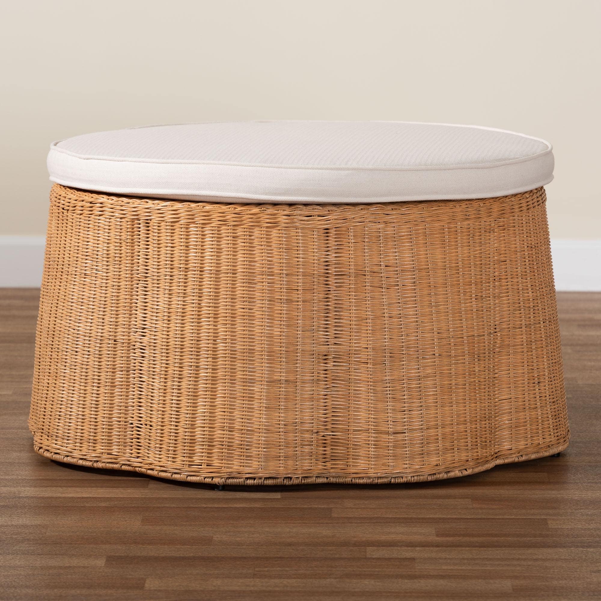 Palm-Scallop-Natural-Rattan-