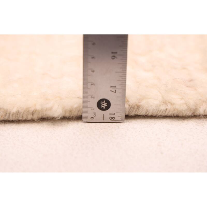 ECARPETGALLERY Hand-knotted Tangier Cream Wool Rug - 5'0 x 8'0