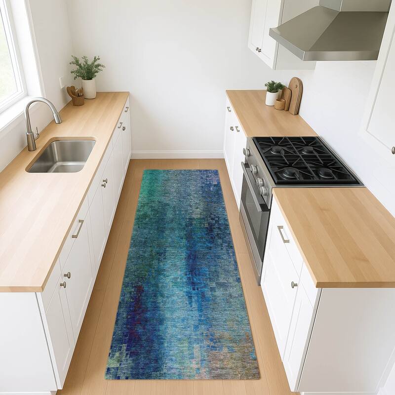 Machine Washable Indoor/ Outdoor Abstract Ombre Chantille Rug