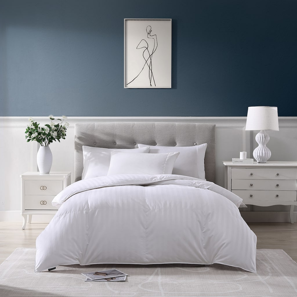Hotel Grand Oversized Damask Stripe White Down Comforter