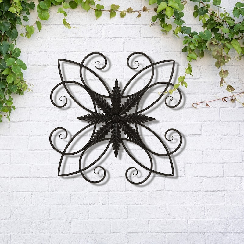 Glitzhome 20"L/ 23.5"L Traditional Iron Scroll Garden/Home Wall Decor - Clematis