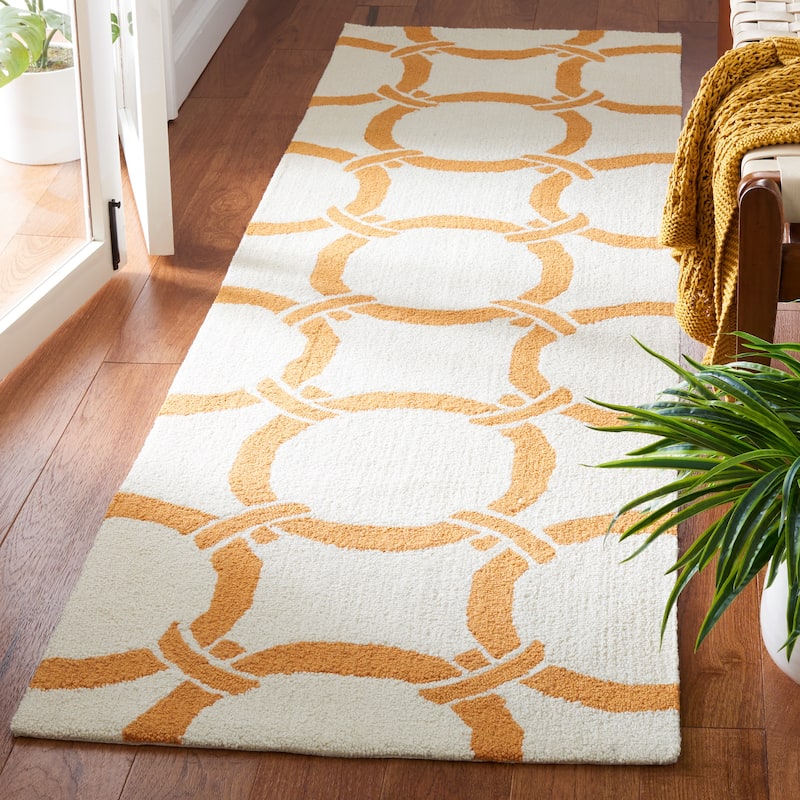 SAFAVIEH Handmade Four Seasons Aile Floral Rug - 2'3" x 8' Runner - Ivory/Brown