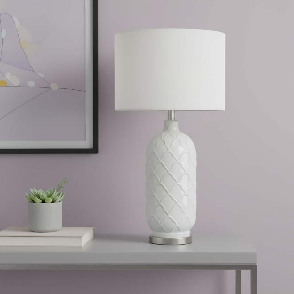 HomeRoots 30" White And Nickel Glass Quatrefoil Table Lamp With White Drum Shade - 15.00 in. x 30.00 in. x 15.00 in.