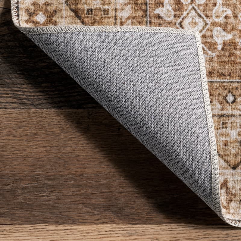 Jessamine Geometric Machine Washable Area Rug
