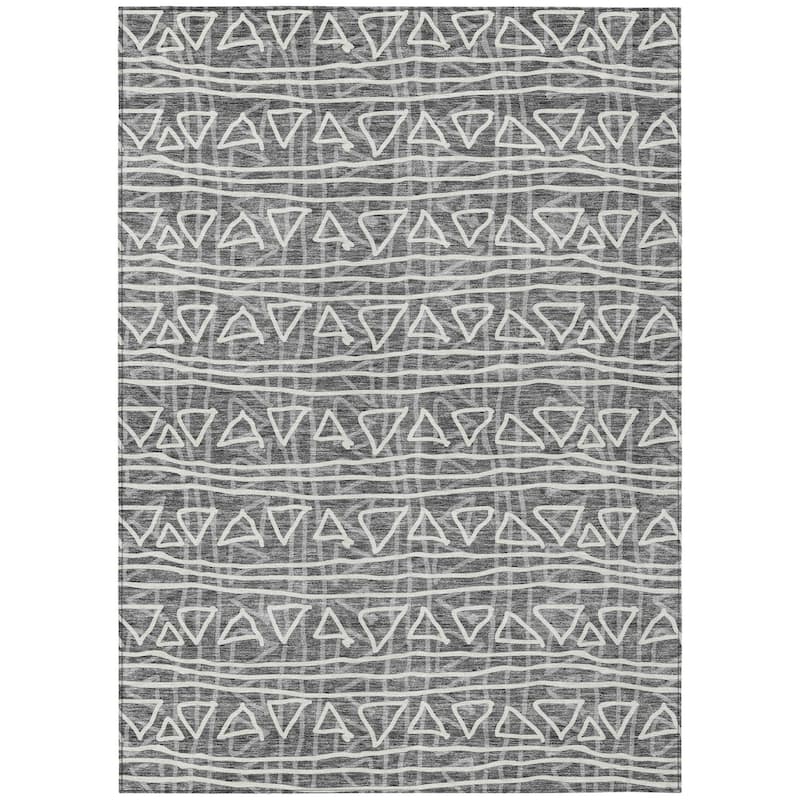 HomeRoots Geometric Transitional Rectangle Outdoor Rug - 10' X 14'