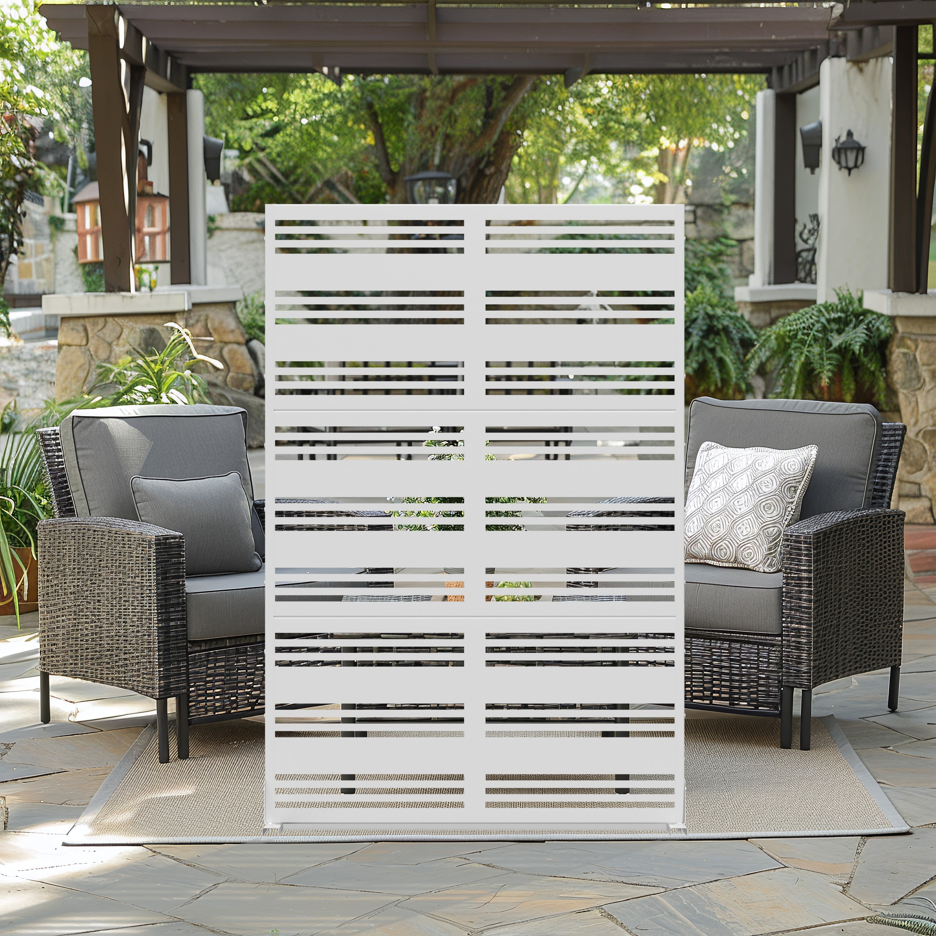 Outdoor Freestanding Metal Privacy Screen Decorative Partition Panel for Patio Garden Balcony