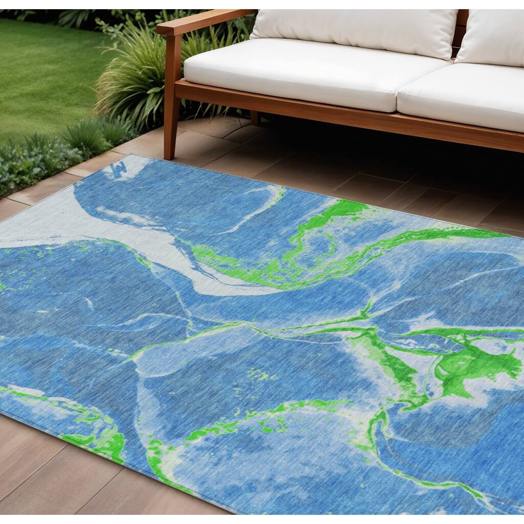 HomeRoots Abstract Transitional Rectangle Outdoor Rug