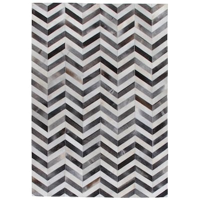 Exquisite Rugs Chevron Hide Grey / White Leather Hair-on-hide Rug (8' x 11'). - 8' x 11'